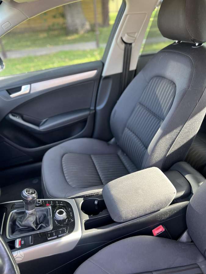 Audi A4, 2.0 l., sedanas