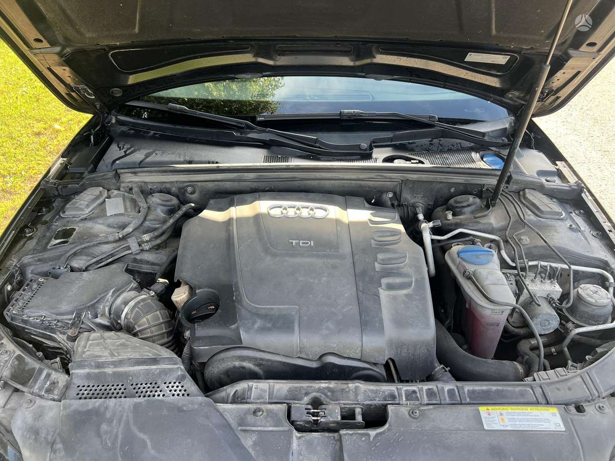 Audi A4, 2.0 l., sedanas