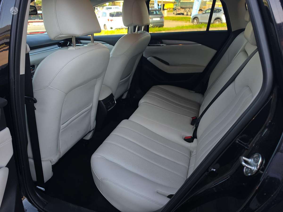Mazda 6, 2.0 l., wagon