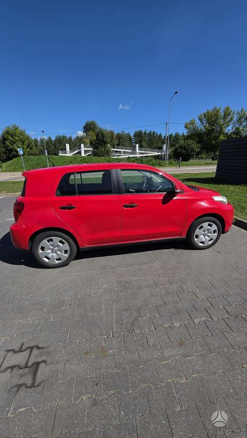 Toyota Urban Cruiser - 2