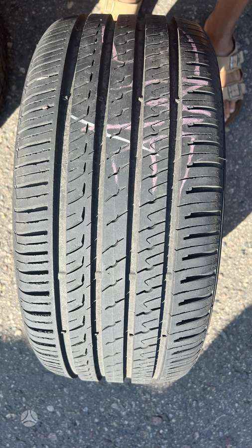 Barum Bravuris 5 HM, летние 245/45 R17
