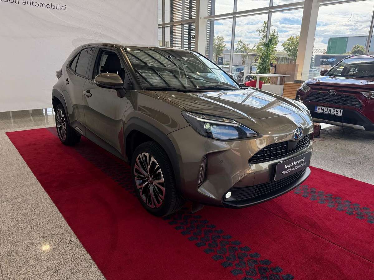 Toyota Yaris Cross - 2