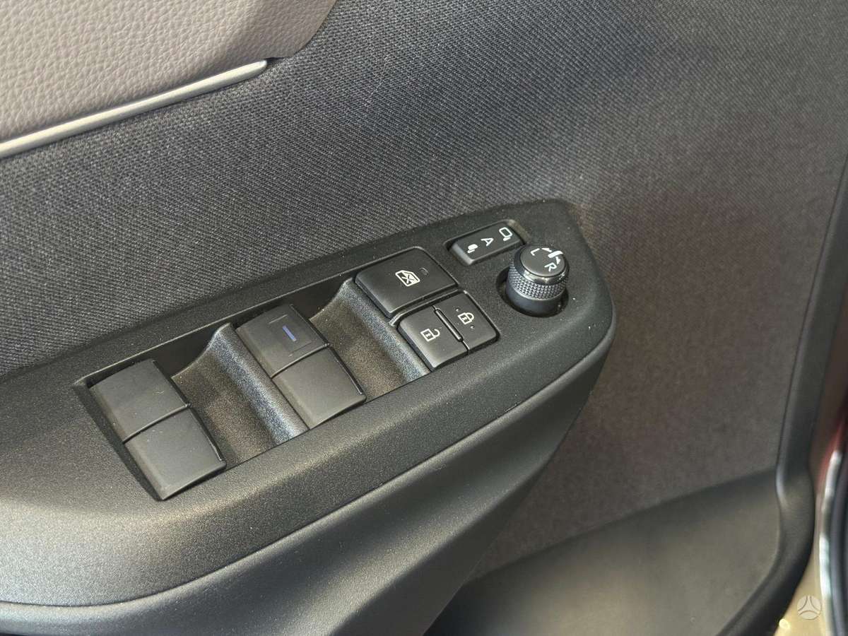Toyota Yaris Cross - 11
