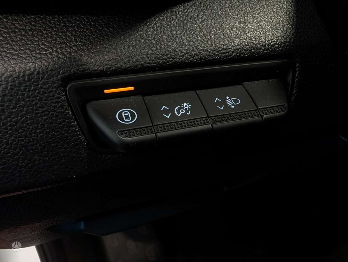 Renault Trafic, 2.0 l., passenger minibus
