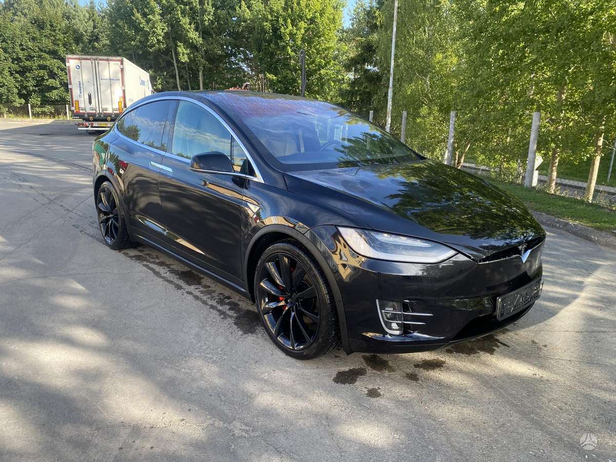 Tesla Model X, 90 kWh, off-road / crossover
