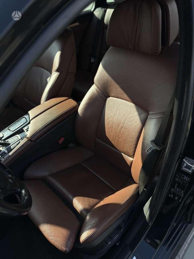 BMW 520, 2.0 l., wagon