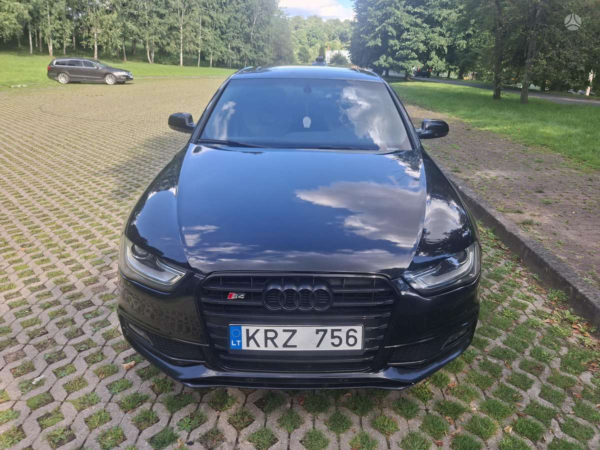 Audi S4, 3.0 l., Седан