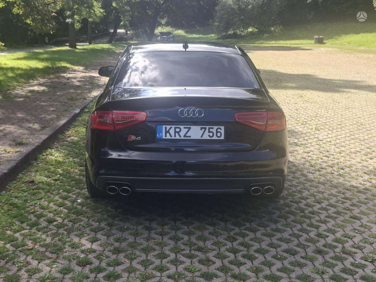 Audi S4, 3.0 l., Седан