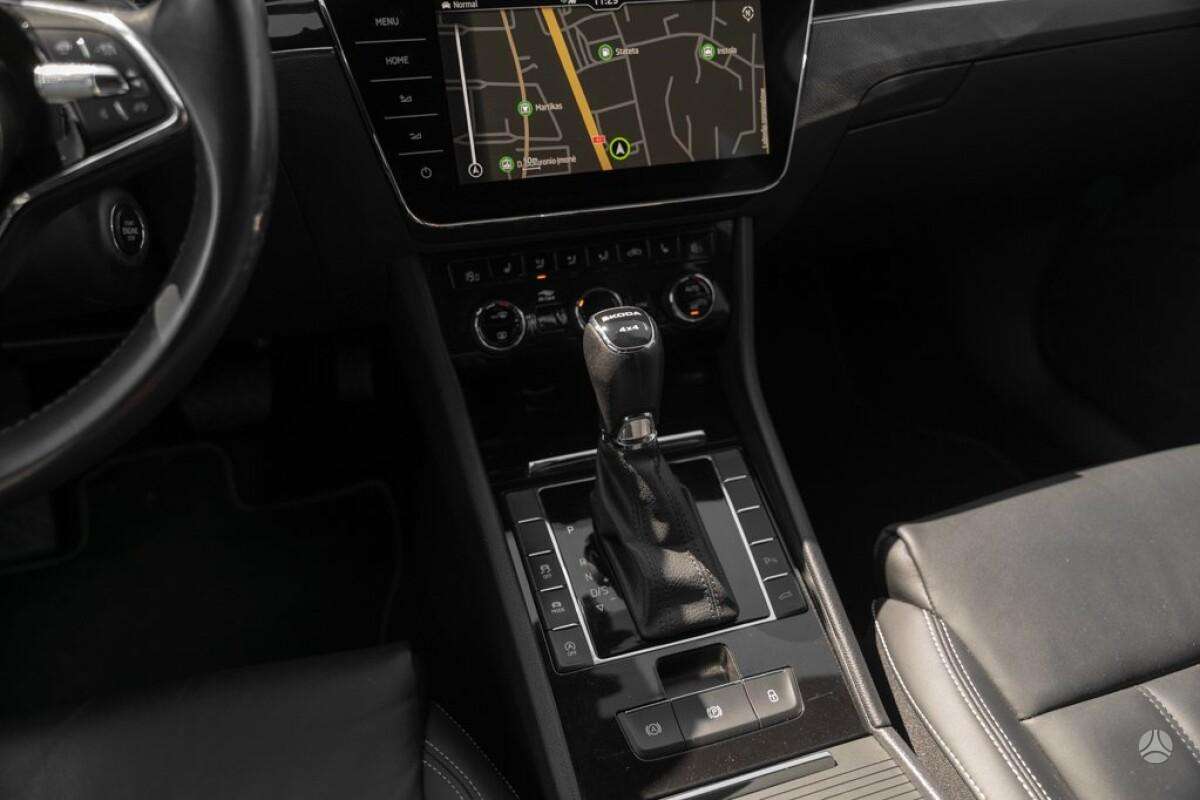 Škoda Superb - 10