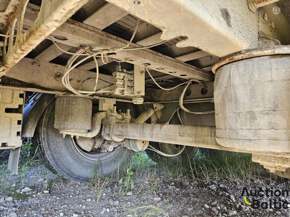 Kraker CF200, с раздвижным полом