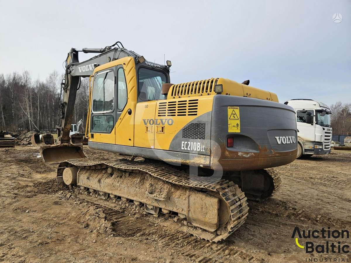 Volvo EC 210 B LC, экскаваторы