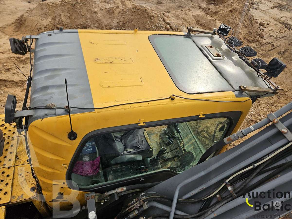 Volvo EC 210 B LC, экскаваторы