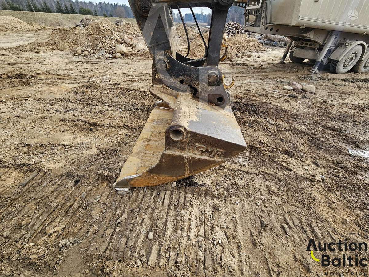 Volvo EC 210 B LC, ekskavatoriai