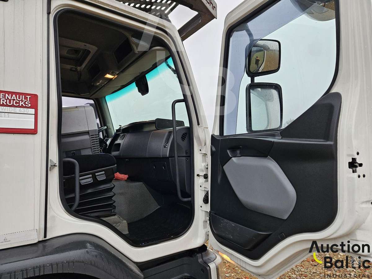 Renault D Wide, cits