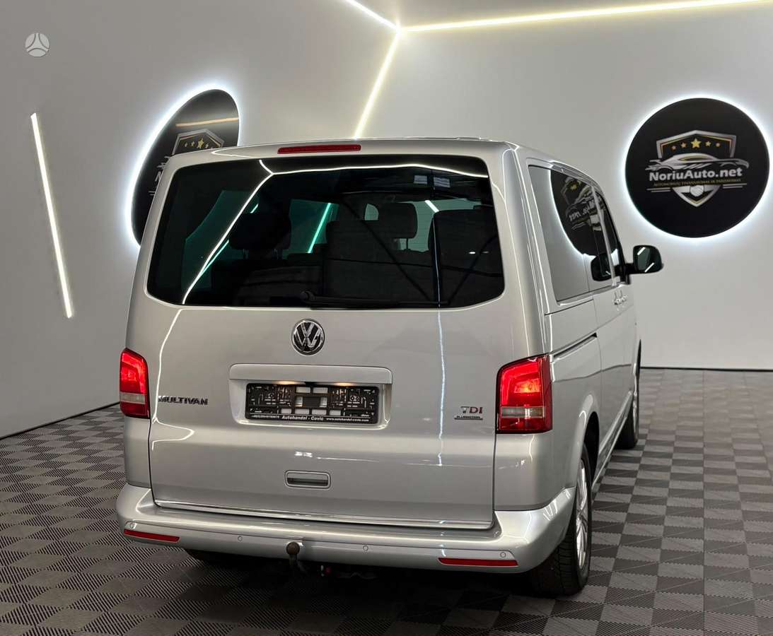 Volkswagen Multivan, 2.0 l., Минивэн