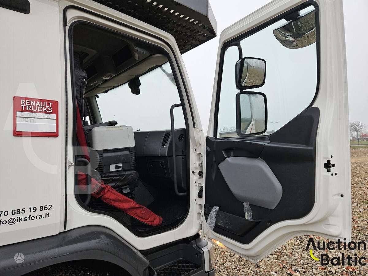 Renault D Wide, kita