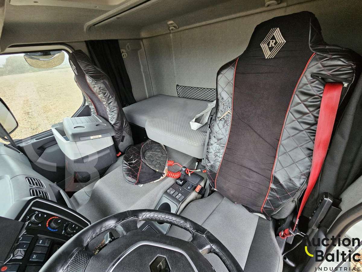Renault D Wide, другое
