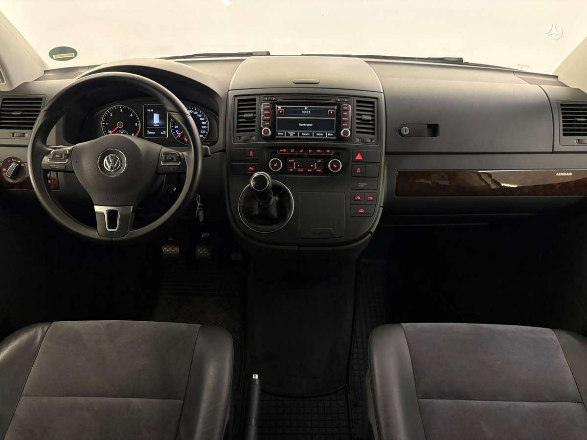 Volkswagen Multivan, 2.0 l., Минивэн