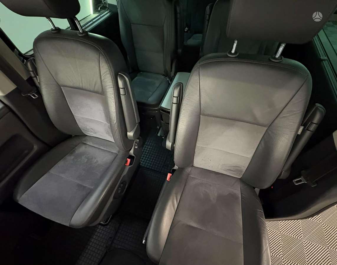 Volkswagen Multivan, 2.0 l., Минивэн
