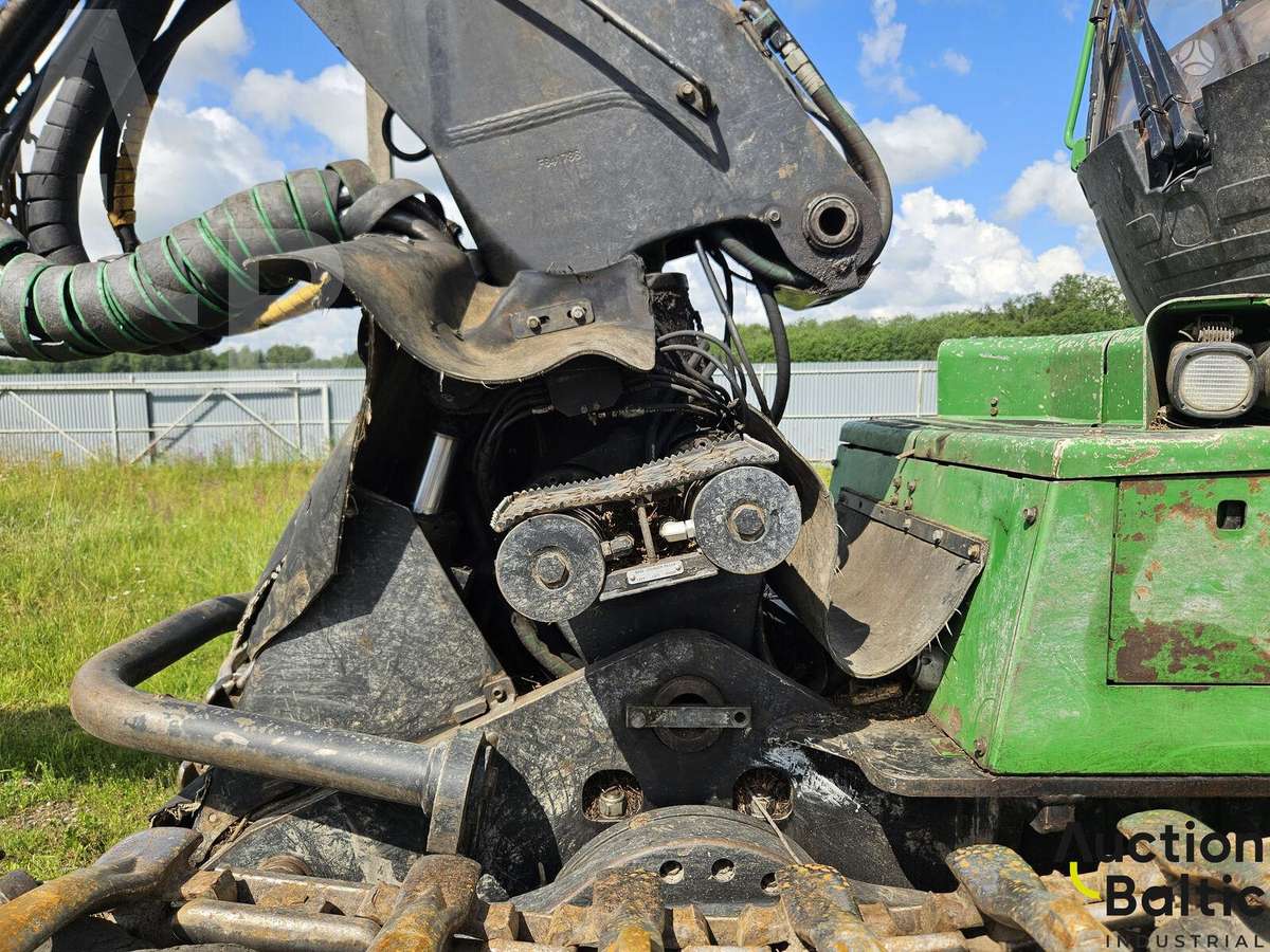 John Deere 1170 E, harvesters