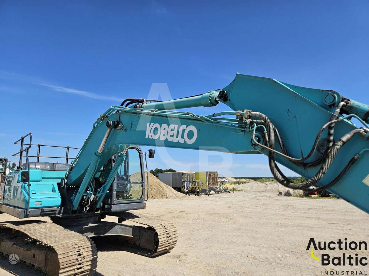 Kobelco SK 210 LC-10, экскаваторы