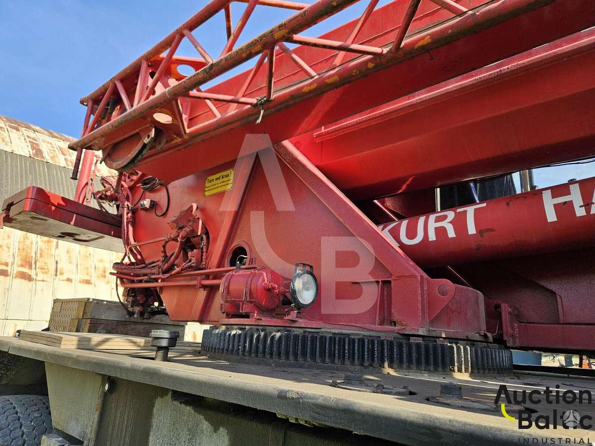 Liebherr LTM 1045, kranai
