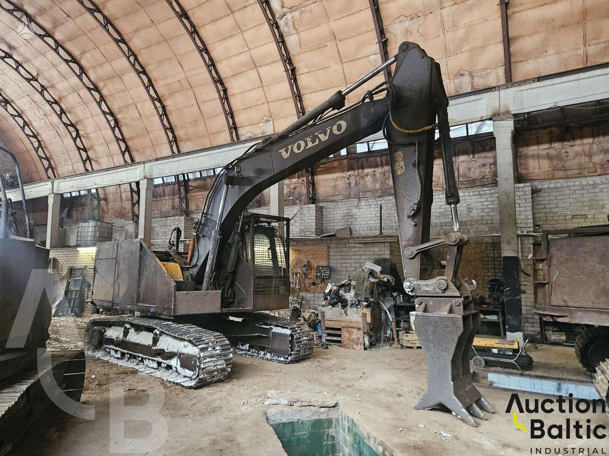 Volvo EC 180D, ekskavatoriai