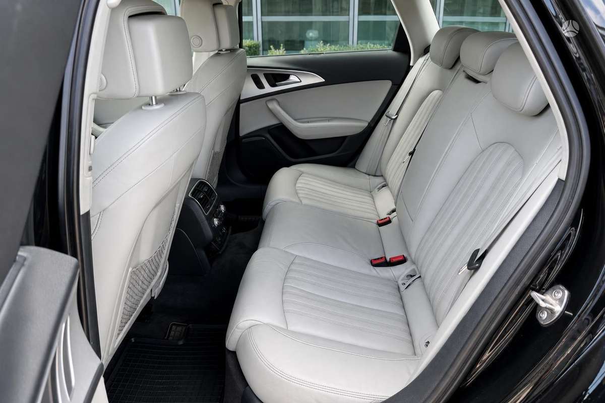 Audi A6 allroad, 3.0 l., Универсал