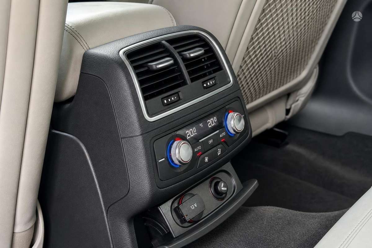 Audi A6 allroad, 3.0 l., Универсал