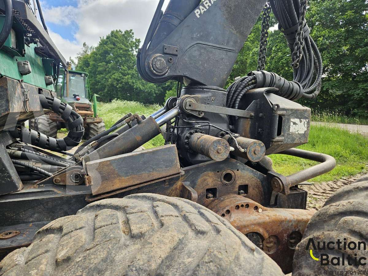Timberjack 1270D, medkirtės