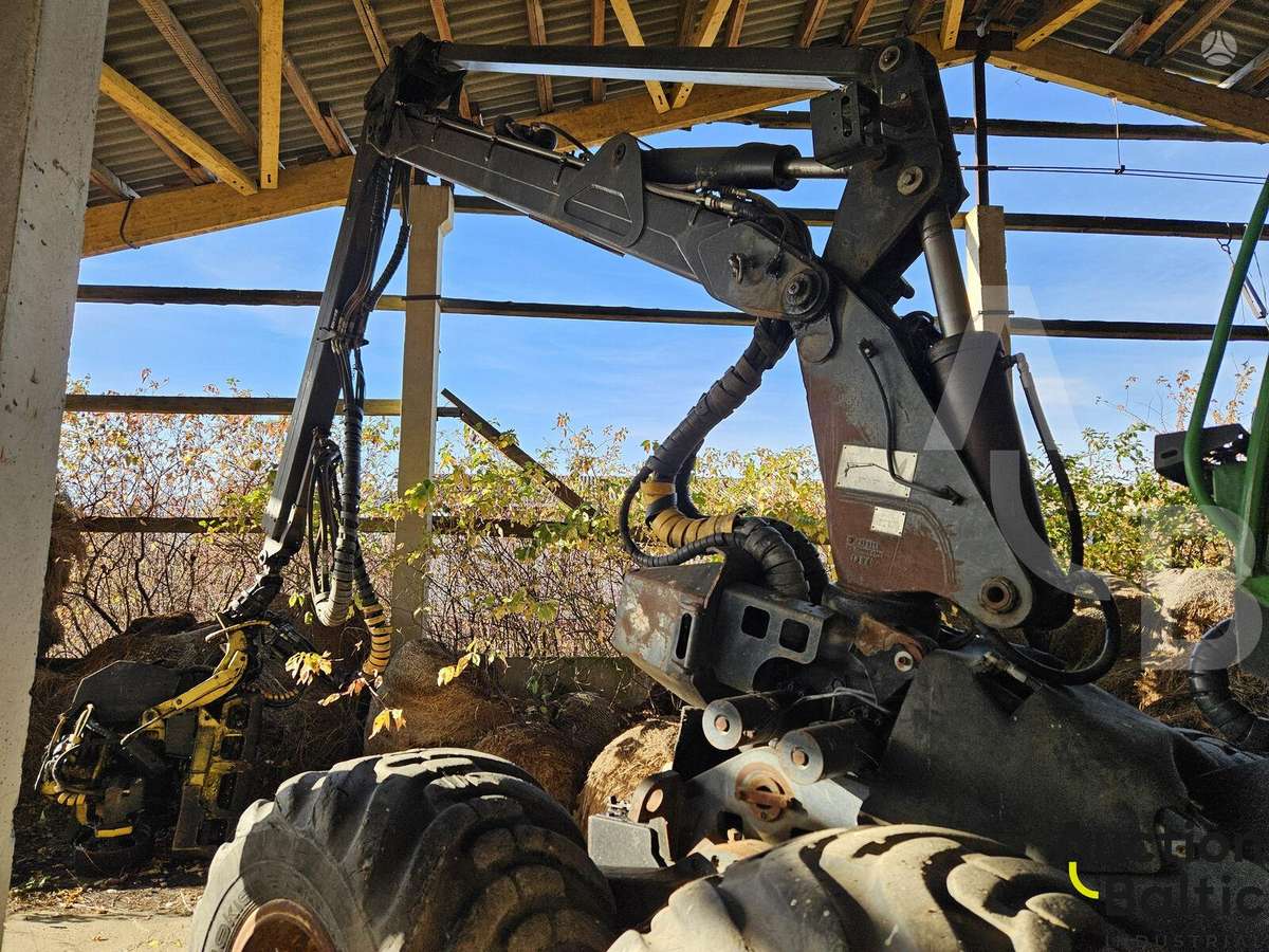 John Deere 1270 D, harvesters