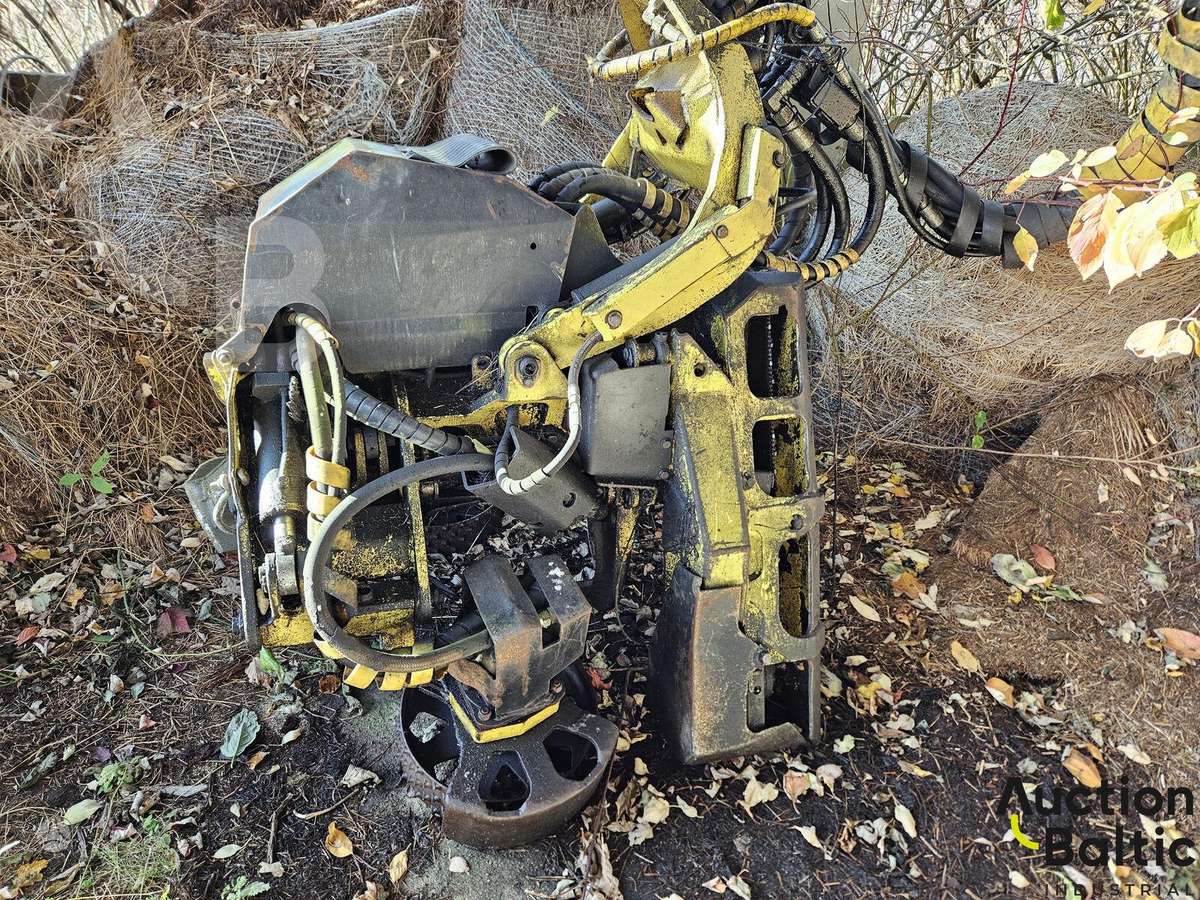 John Deere 1270 D, harvesters