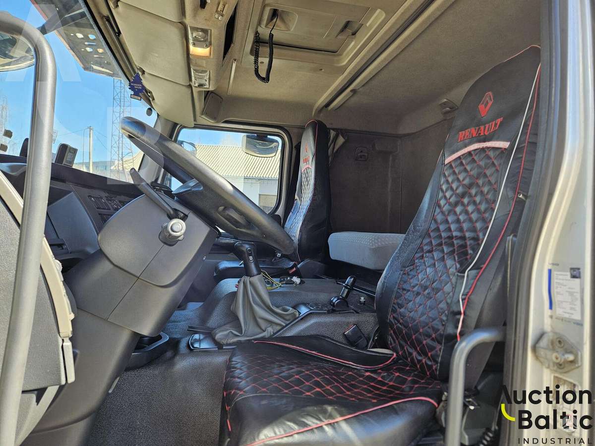 Renault Premium, other