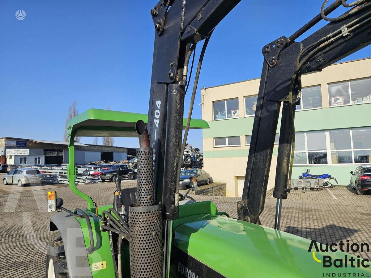 Foton FT404, tractors