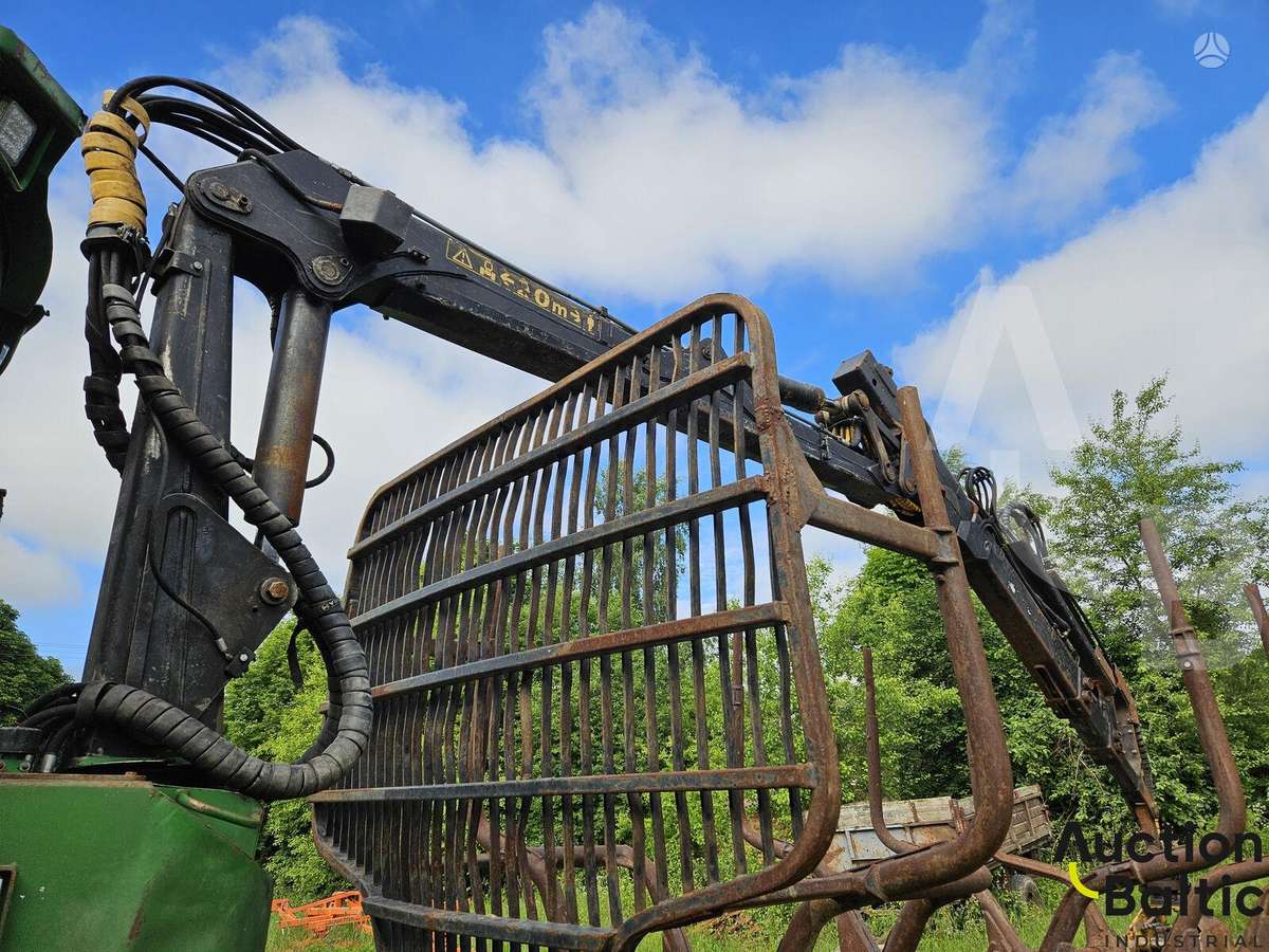 John Deere 810 D, forwarders
