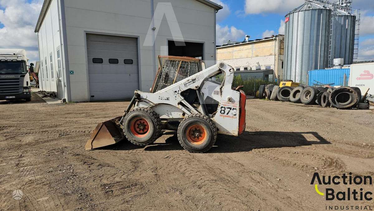 Bobcat 873, mini krautuvai