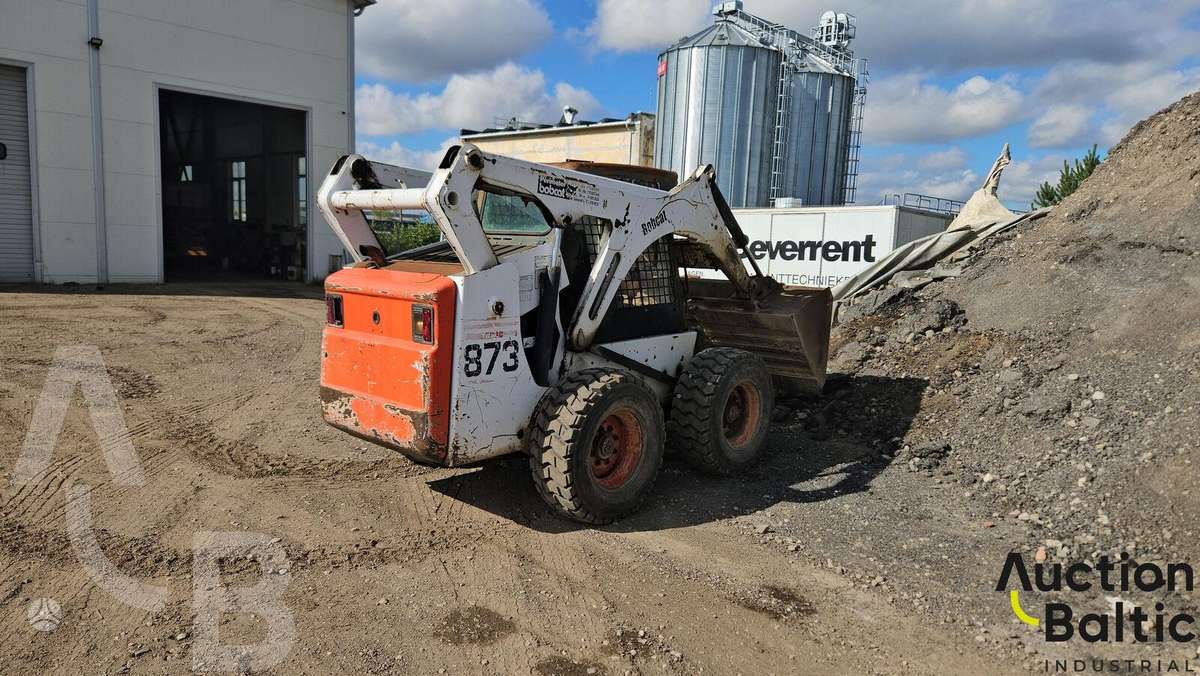 Bobcat 873, mini krautuvai