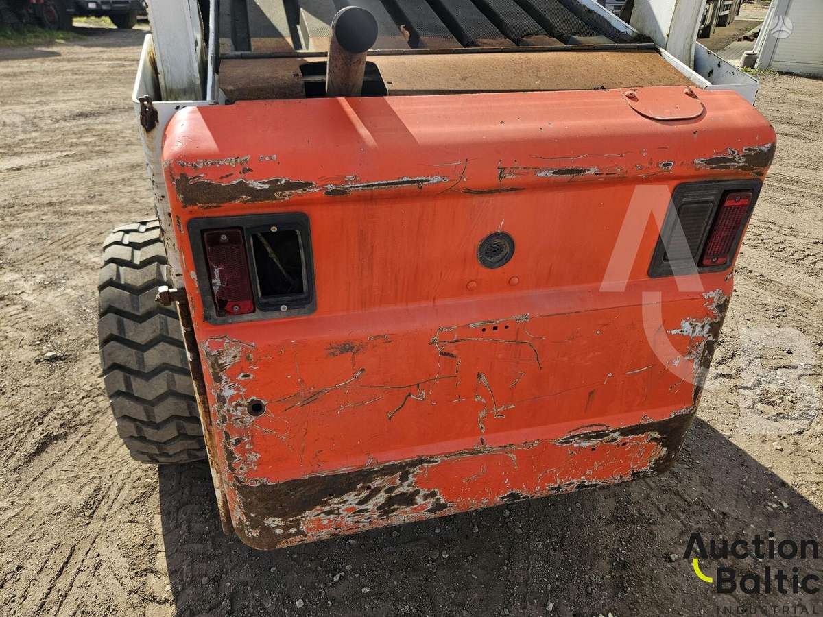 Bobcat 873, mini krautuvai