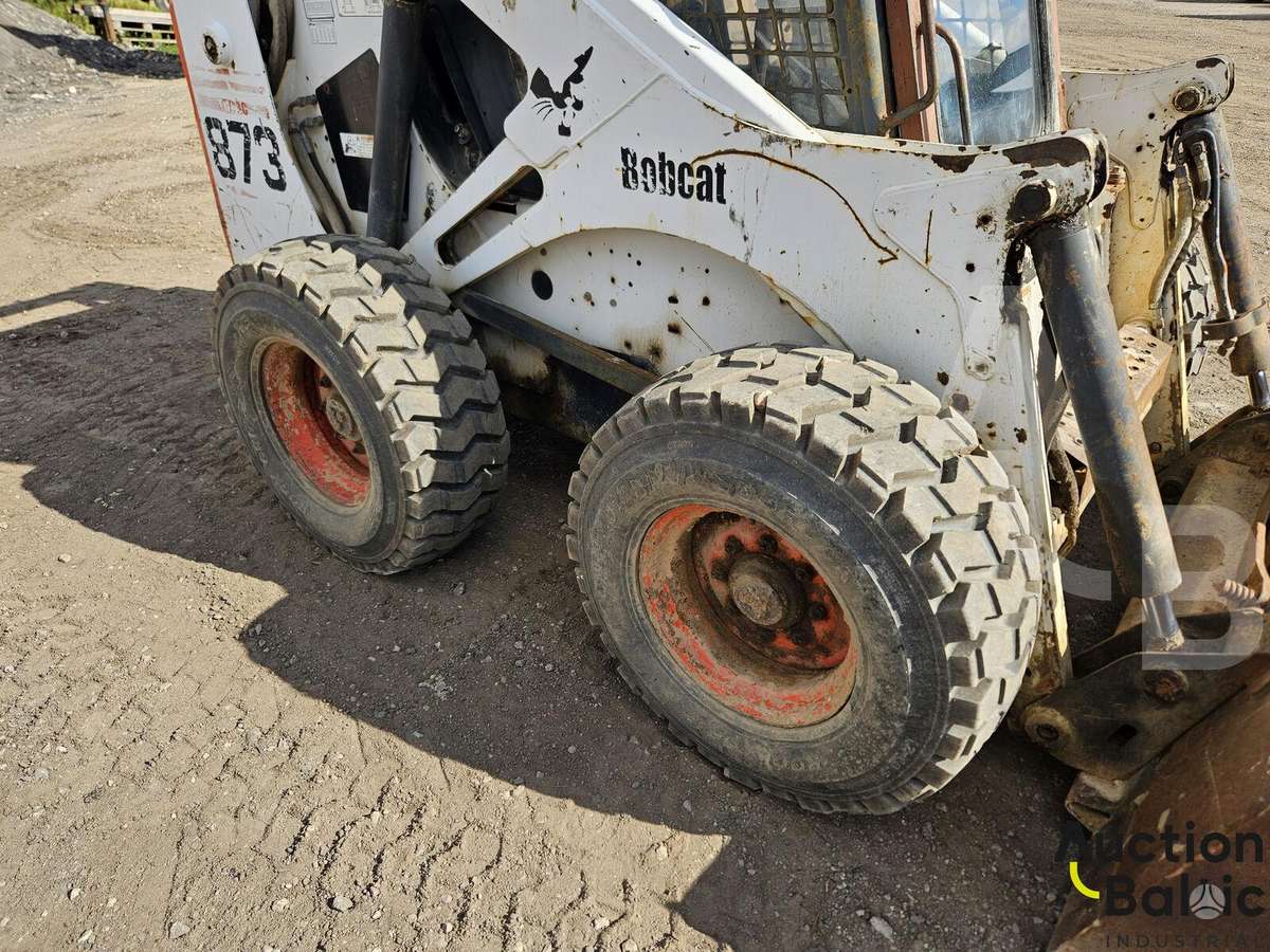 Bobcat 873, mini krautuvai