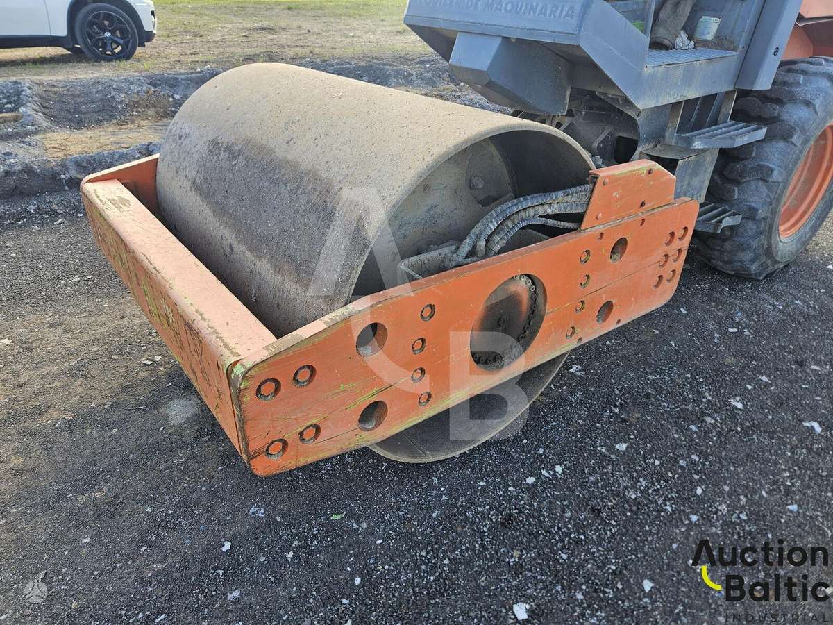 Benford SP2008PDRZ3810, vibrator / compactor