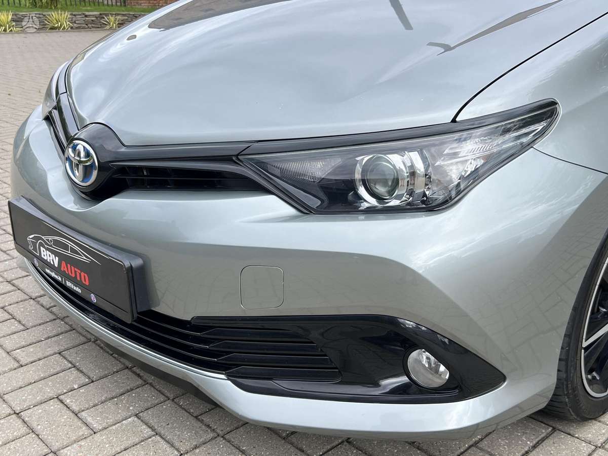 Toyota Auris - 12
