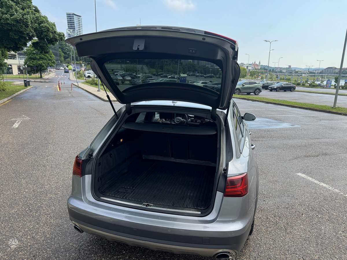 Audi A6 allroad, 3.0 l., Универсал