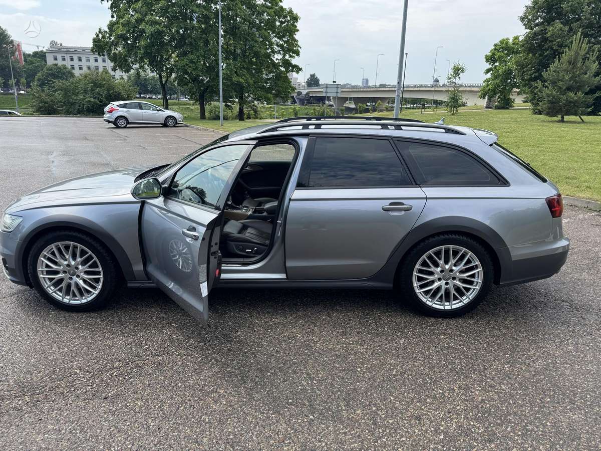 Audi A6 allroad, 3.0 l., Универсал