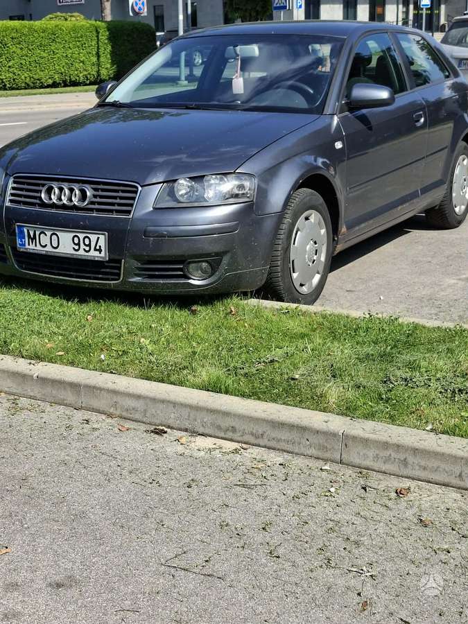 Audi A3, 1.6 l., Хэтчбек
