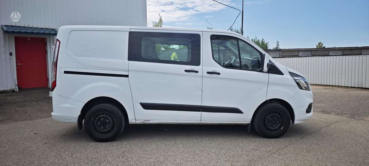 Ford Transit Custom, 2.0 l., Минивэн