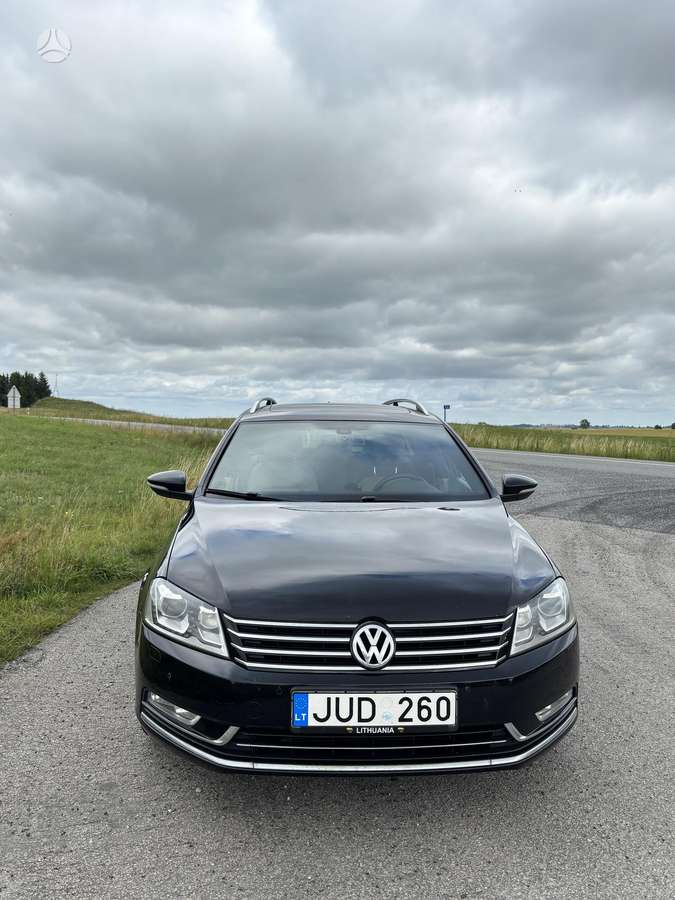 Volkswagen Passat - 11