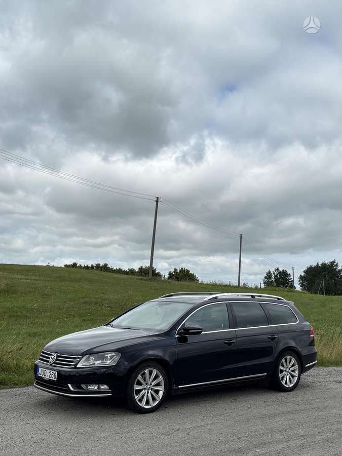Volkswagen Passat - 12