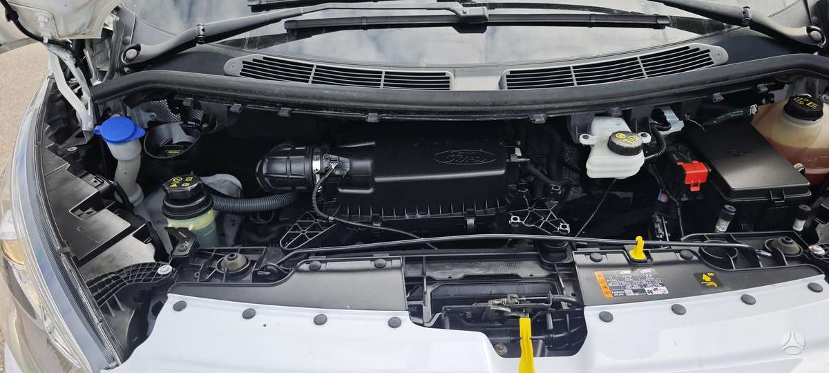 Ford Transit Custom, 2.0 l., Минивэн