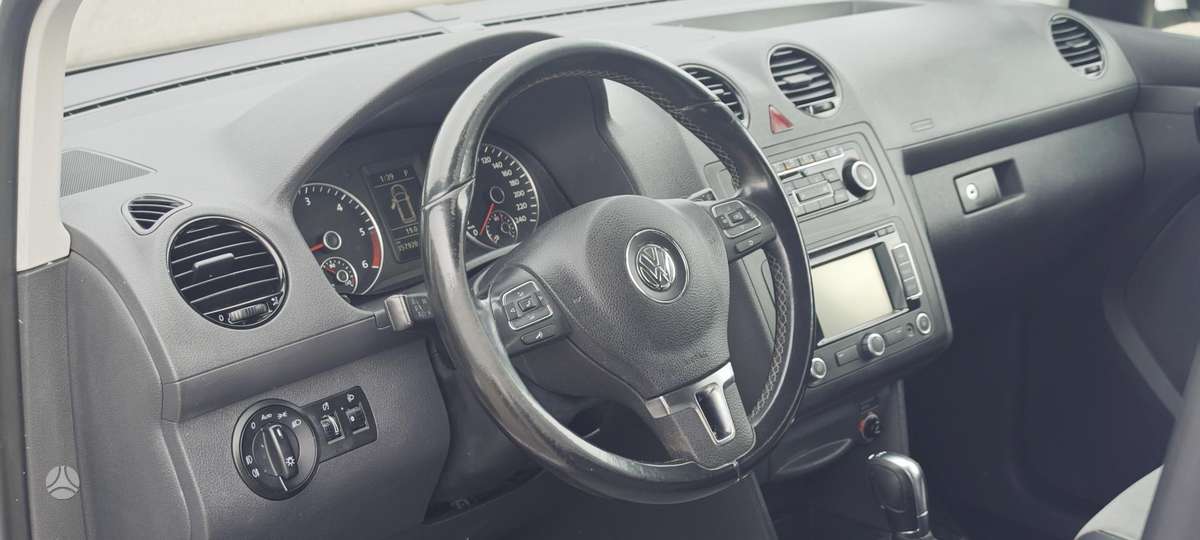 Volkswagen Caddy - 10
