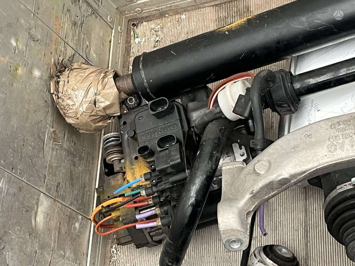Audi Q8 chassis parts